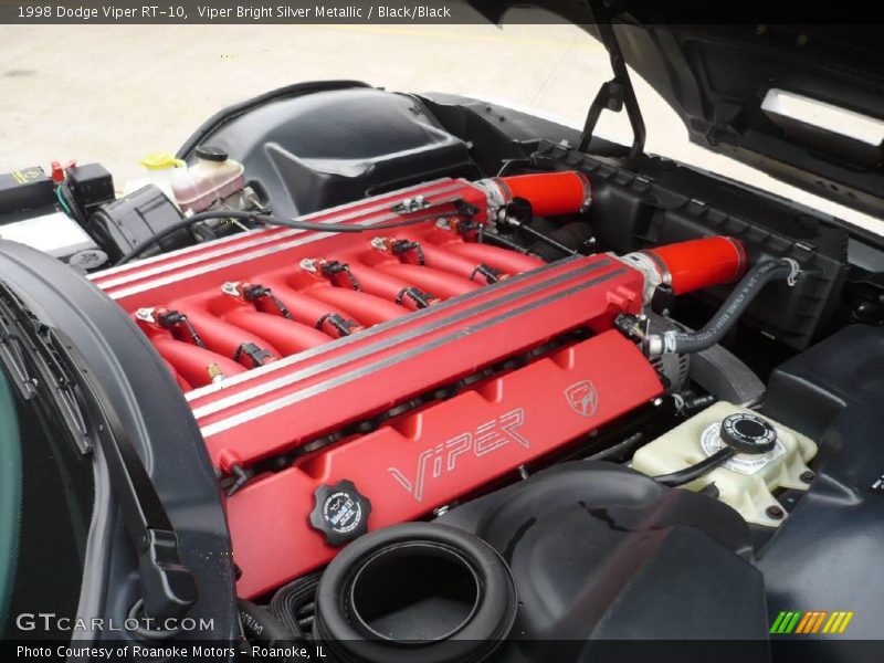 Viper Bright Silver Metallic / Black/Black 1998 Dodge Viper RT-10