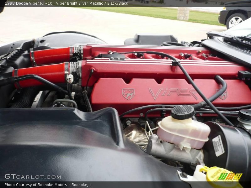 Viper Bright Silver Metallic / Black/Black 1998 Dodge Viper RT-10