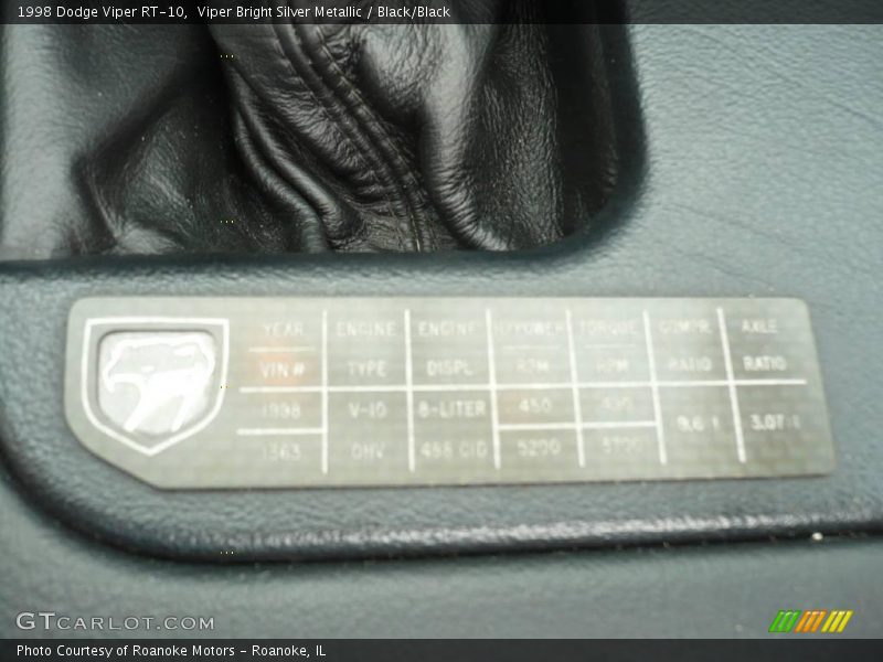 Viper Bright Silver Metallic / Black/Black 1998 Dodge Viper RT-10