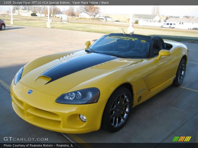 Viper Race Yellow / Black 2005 Dodge Viper SRT10 VCA Special Edition