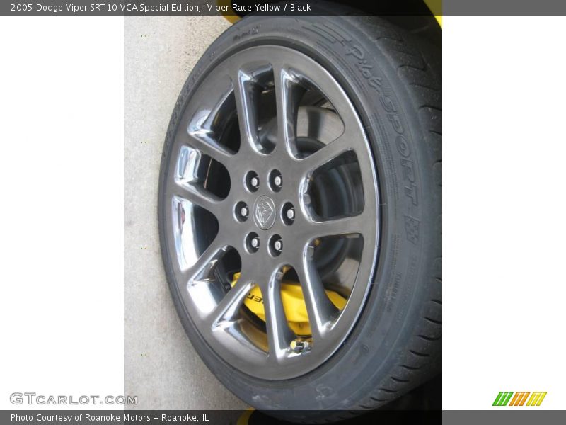 Viper Race Yellow / Black 2005 Dodge Viper SRT10 VCA Special Edition