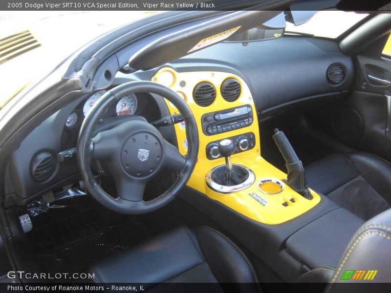 Viper Race Yellow / Black 2005 Dodge Viper SRT10 VCA Special Edition