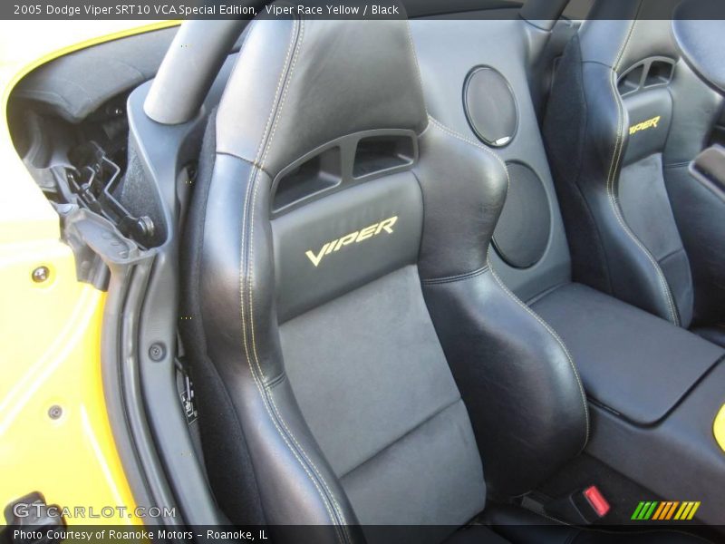 Viper Race Yellow / Black 2005 Dodge Viper SRT10 VCA Special Edition