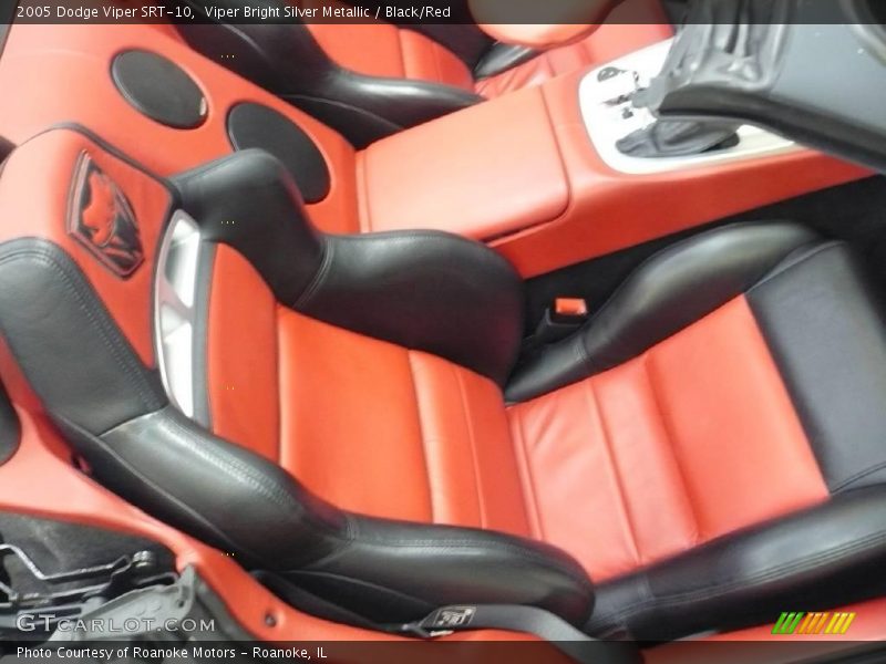 Viper Bright Silver Metallic / Black/Red 2005 Dodge Viper SRT-10