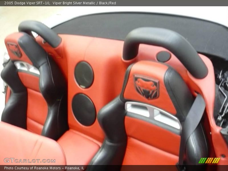 Viper Bright Silver Metallic / Black/Red 2005 Dodge Viper SRT-10