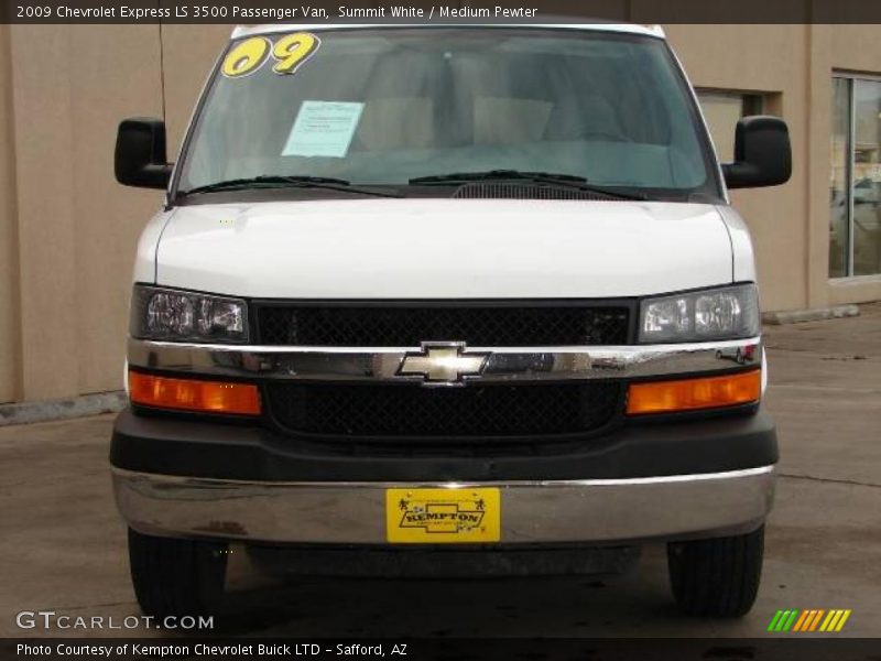 Summit White / Medium Pewter 2009 Chevrolet Express LS 3500 Passenger Van