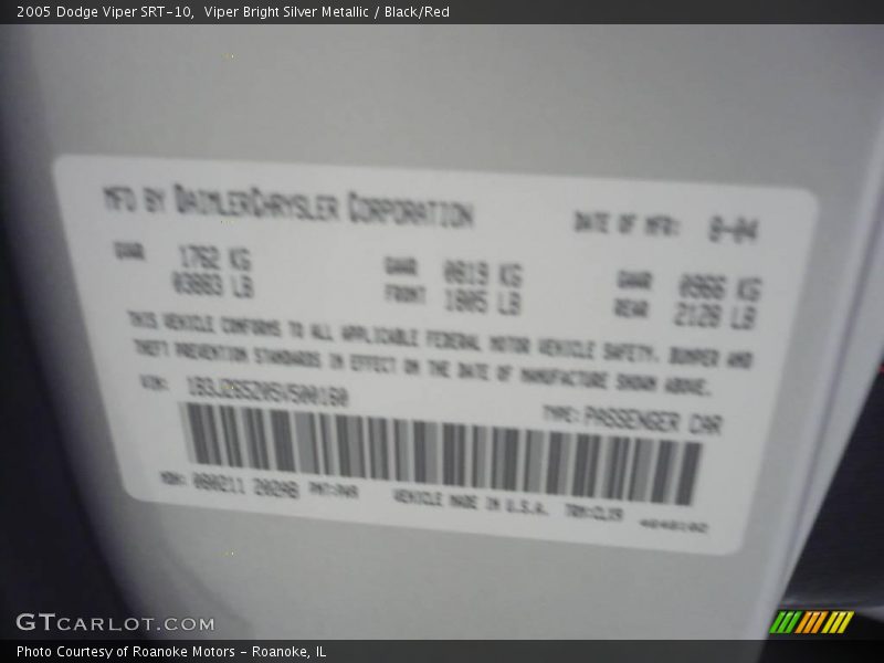 Viper Bright Silver Metallic / Black/Red 2005 Dodge Viper SRT-10