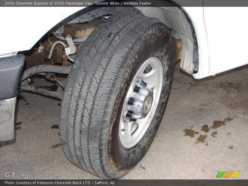 Summit White / Medium Pewter 2009 Chevrolet Express LS 3500 Passenger Van