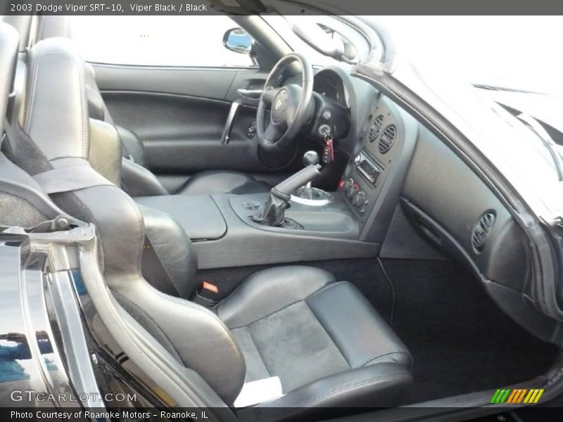 Viper Black / Black 2003 Dodge Viper SRT-10