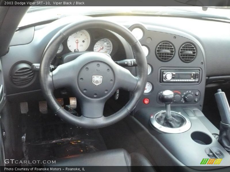 Viper Black / Black 2003 Dodge Viper SRT-10