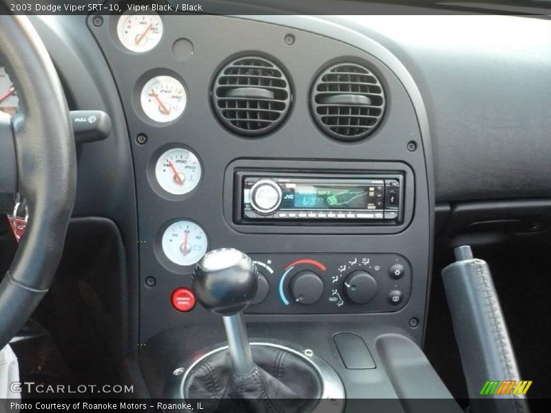 Viper Black / Black 2003 Dodge Viper SRT-10