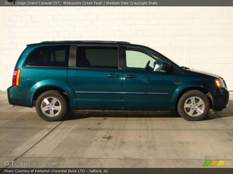 Melbourne Green Pearl / Medium Slate Gray/Light Shale 2009 Dodge Grand Caravan SXT
