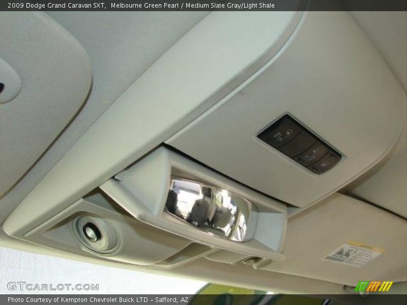 Melbourne Green Pearl / Medium Slate Gray/Light Shale 2009 Dodge Grand Caravan SXT