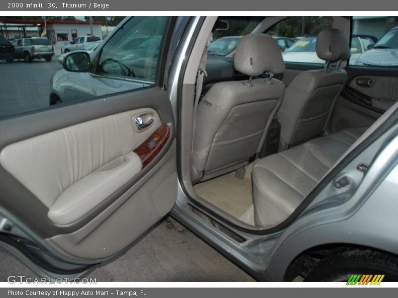 Titanium / Beige 2000 Infiniti I 30