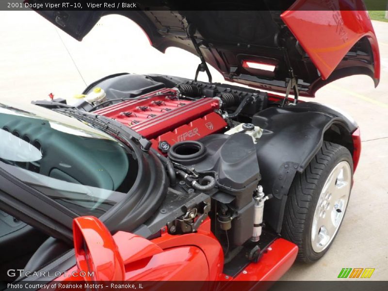 Viper Red / Black 2001 Dodge Viper RT-10