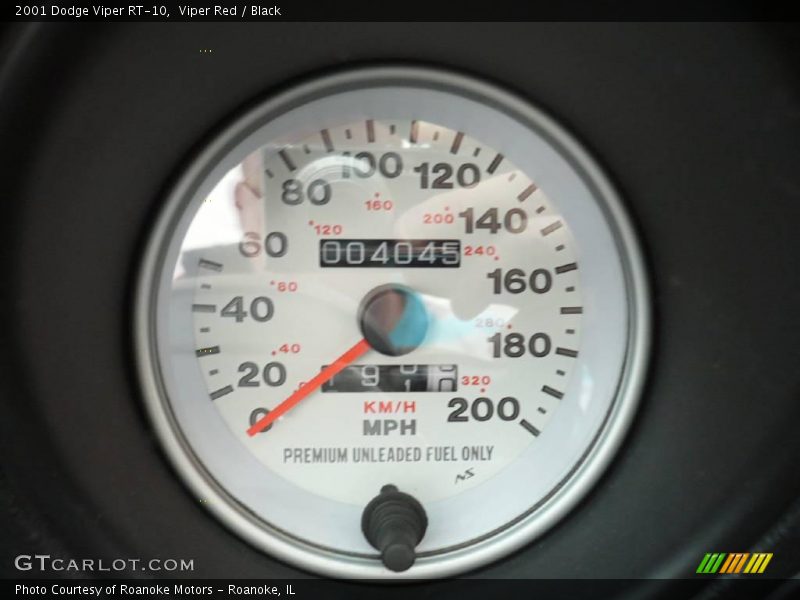 Viper Red / Black 2001 Dodge Viper RT-10