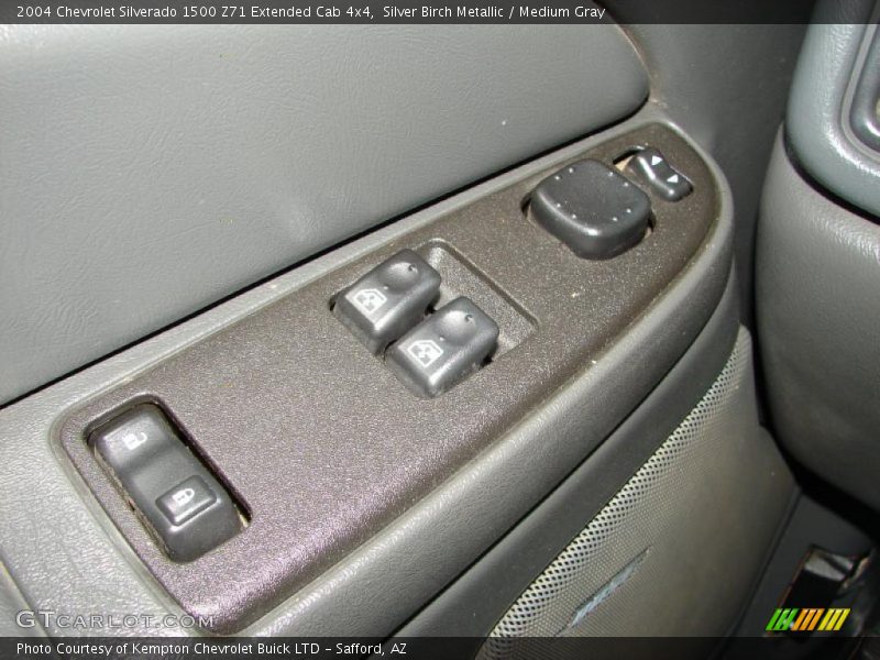 Silver Birch Metallic / Medium Gray 2004 Chevrolet Silverado 1500 Z71 Extended Cab 4x4