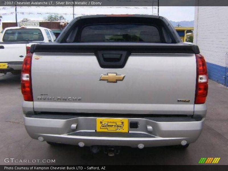 Silver Birch Metallic / Ebony 2007 Chevrolet Avalanche LT