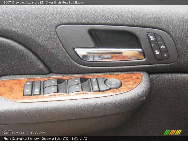 Silver Birch Metallic / Ebony 2007 Chevrolet Avalanche LT