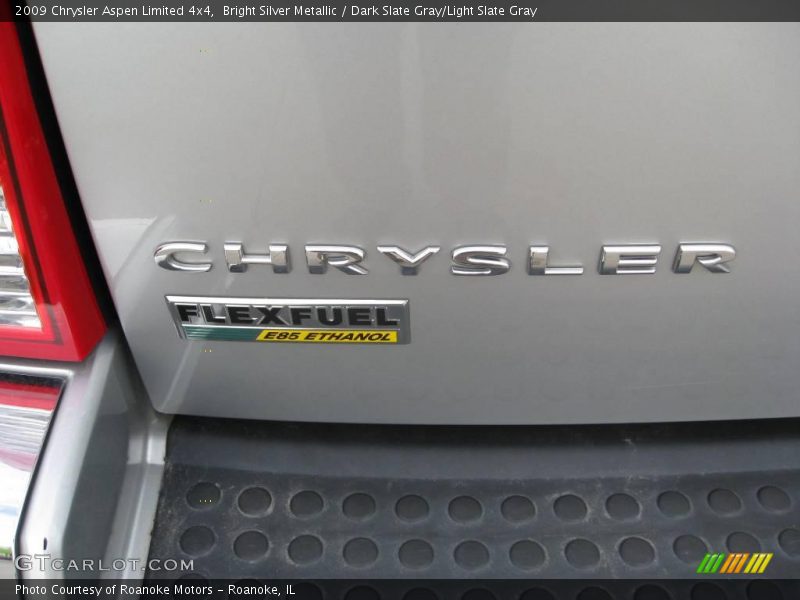 Bright Silver Metallic / Dark Slate Gray/Light Slate Gray 2009 Chrysler Aspen Limited 4x4