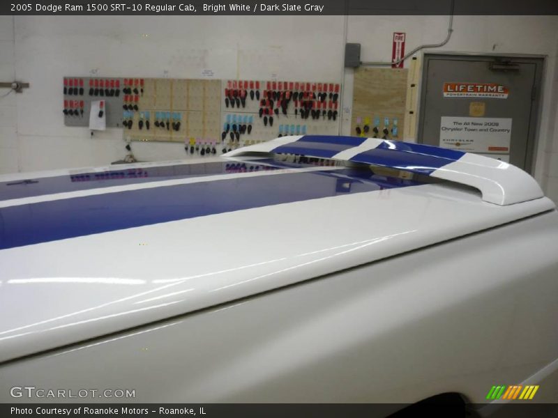 Bright White / Dark Slate Gray 2005 Dodge Ram 1500 SRT-10 Regular Cab
