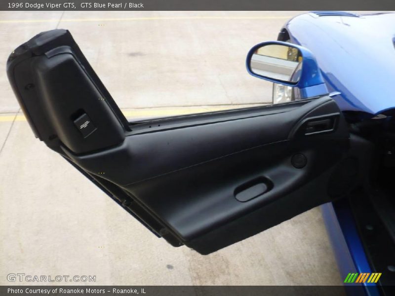 GTS Blue Pearl / Black 1996 Dodge Viper GTS