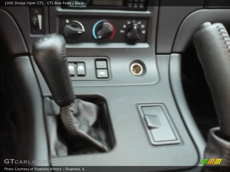 GTS Blue Pearl / Black 1996 Dodge Viper GTS