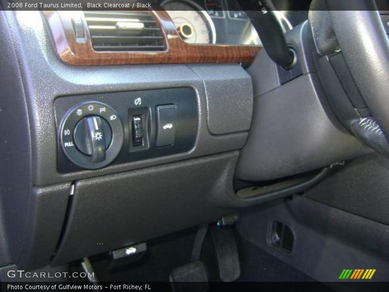 Black Clearcoat / Black 2008 Ford Taurus Limited