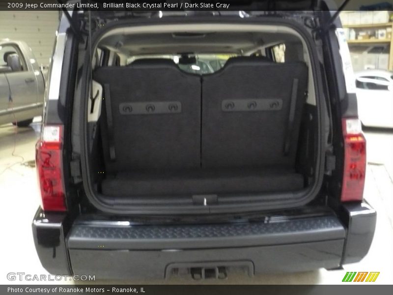 Brilliant Black Crystal Pearl / Dark Slate Gray 2009 Jeep Commander Limited