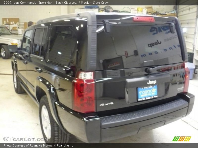 Black Clearcoat / Medium Slate Gray 2007 Jeep Commander Sport 4x4