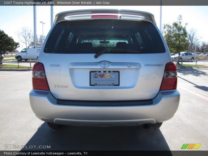 Millenium Silver Metallic / Ash Gray 2007 Toyota Highlander V6 4WD