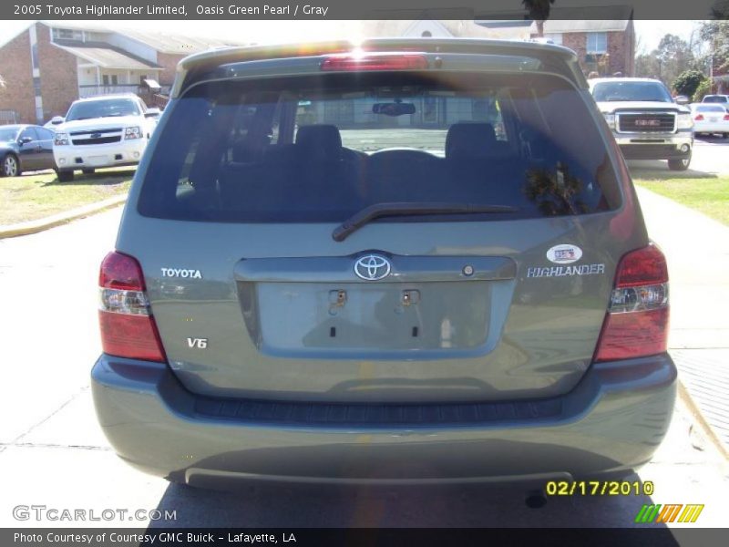 Oasis Green Pearl / Gray 2005 Toyota Highlander Limited
