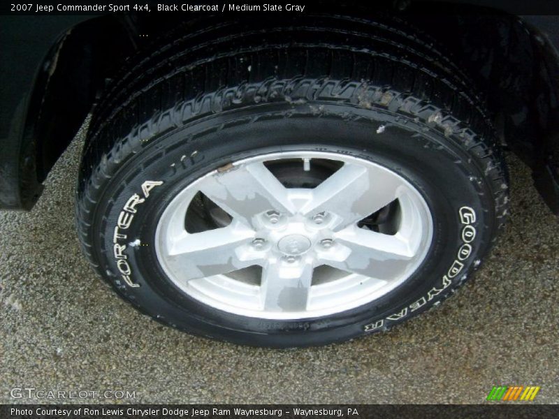 Black Clearcoat / Medium Slate Gray 2007 Jeep Commander Sport 4x4