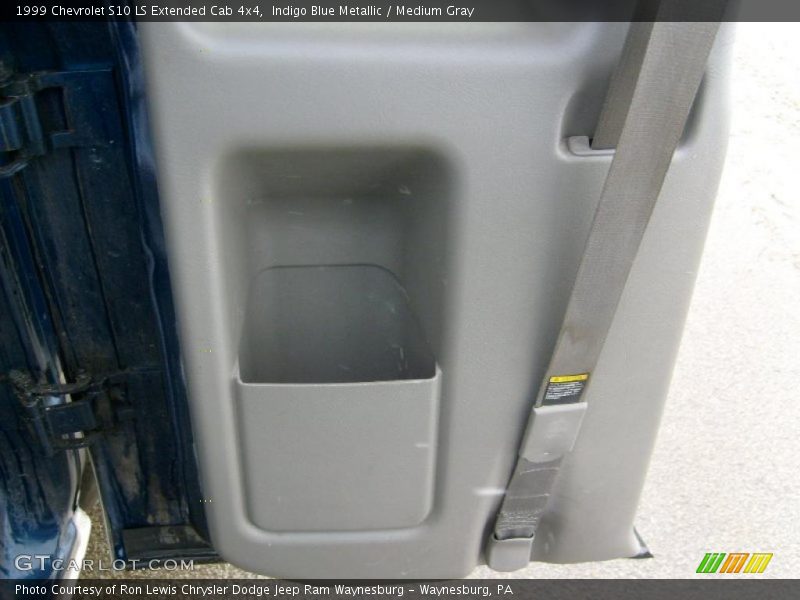 Indigo Blue Metallic / Medium Gray 1999 Chevrolet S10 LS Extended Cab 4x4