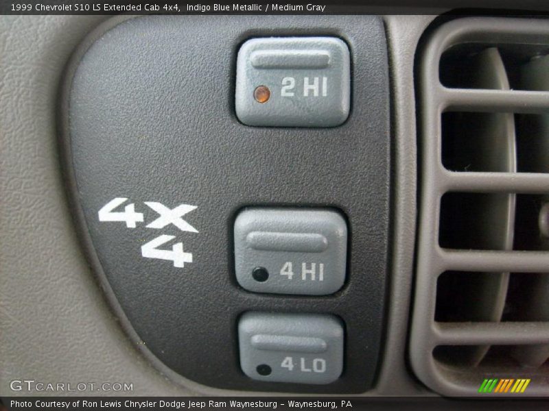 Indigo Blue Metallic / Medium Gray 1999 Chevrolet S10 LS Extended Cab 4x4