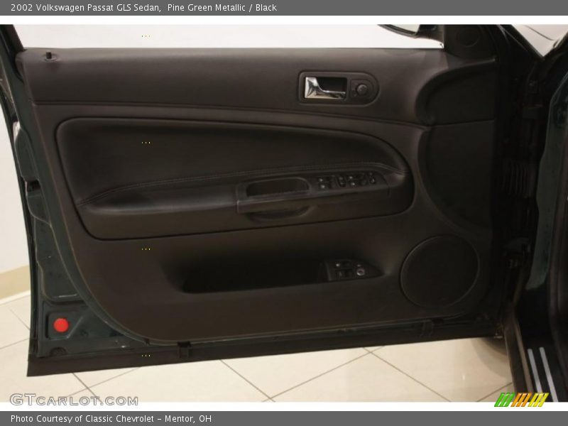 Pine Green Metallic / Black 2002 Volkswagen Passat GLS Sedan