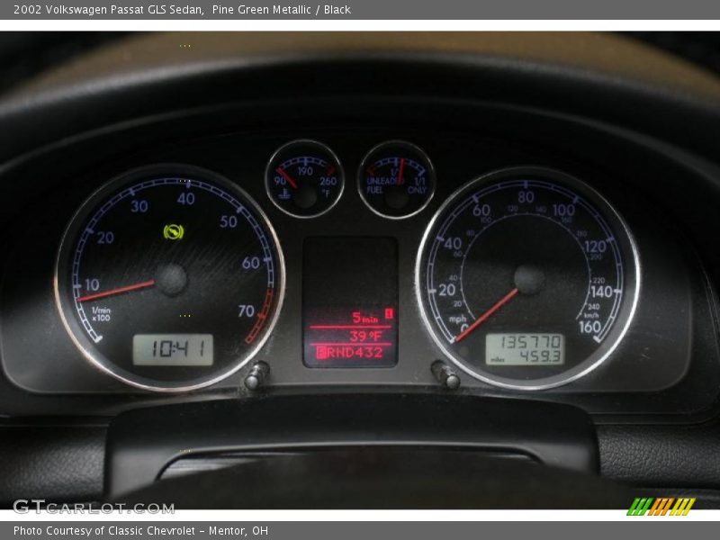 Pine Green Metallic / Black 2002 Volkswagen Passat GLS Sedan
