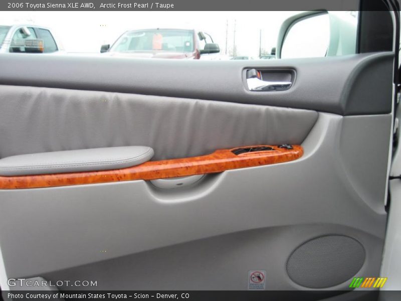 Arctic Frost Pearl / Taupe 2006 Toyota Sienna XLE AWD