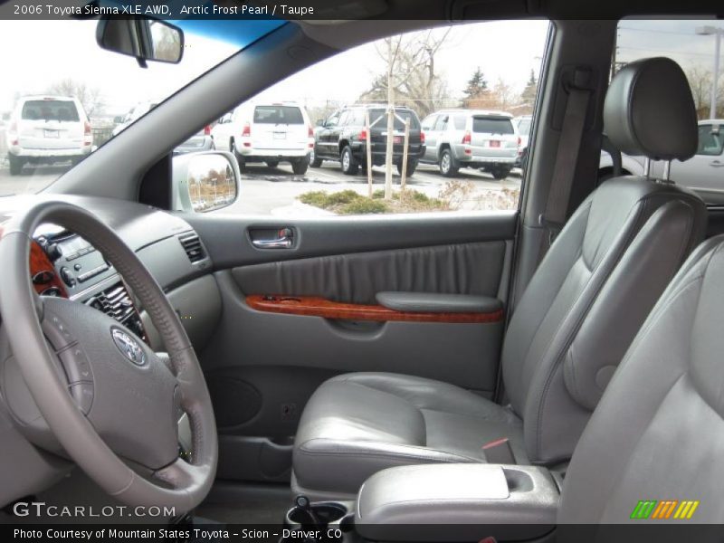 Arctic Frost Pearl / Taupe 2006 Toyota Sienna XLE AWD
