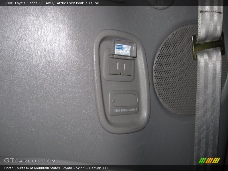 Arctic Frost Pearl / Taupe 2006 Toyota Sienna XLE AWD