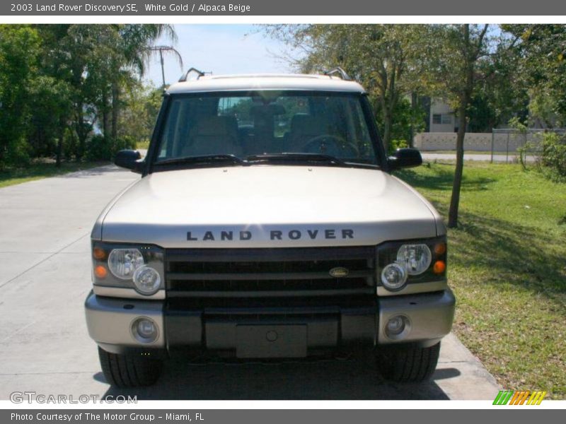 White Gold / Alpaca Beige 2003 Land Rover Discovery SE