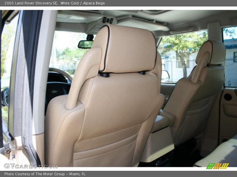 White Gold / Alpaca Beige 2003 Land Rover Discovery SE