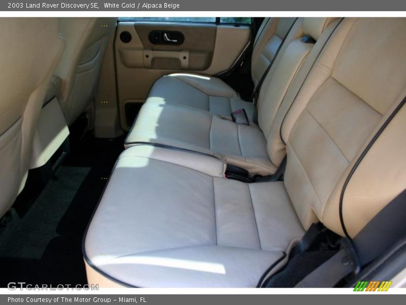 White Gold / Alpaca Beige 2003 Land Rover Discovery SE