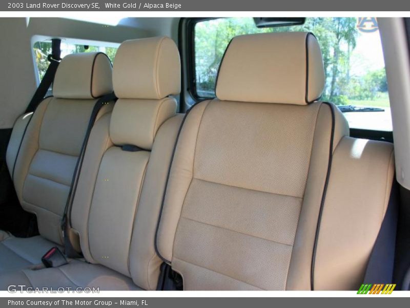 White Gold / Alpaca Beige 2003 Land Rover Discovery SE