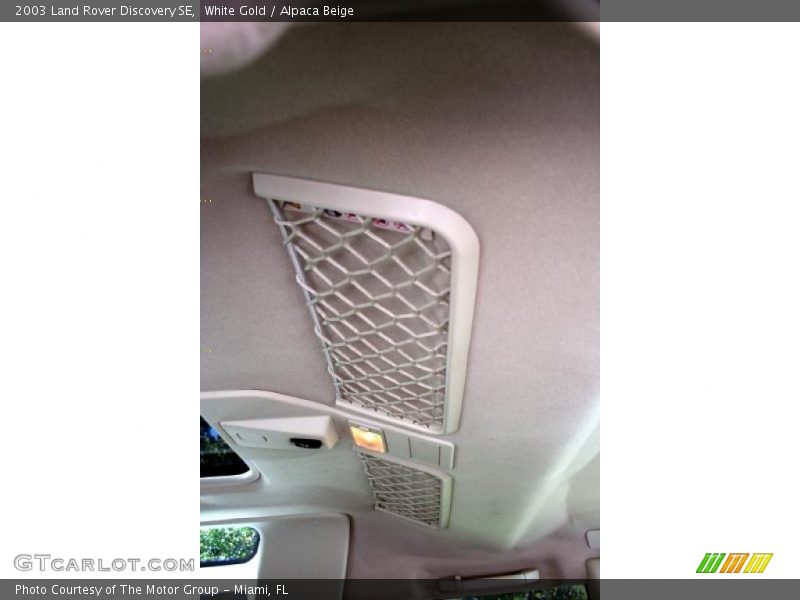 White Gold / Alpaca Beige 2003 Land Rover Discovery SE