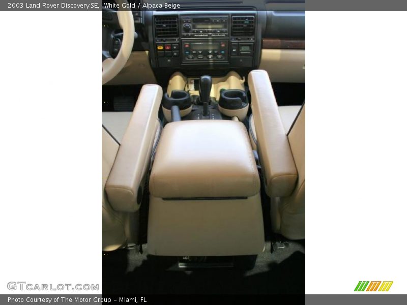 White Gold / Alpaca Beige 2003 Land Rover Discovery SE