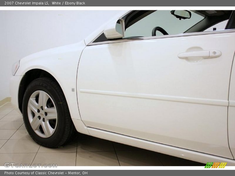 White / Ebony Black 2007 Chevrolet Impala LS