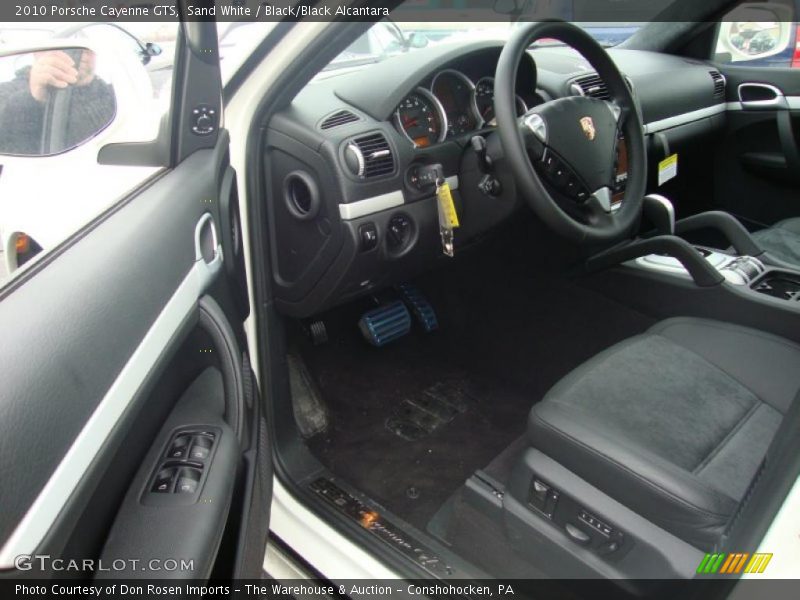 Sand White / Black/Black Alcantara 2010 Porsche Cayenne GTS