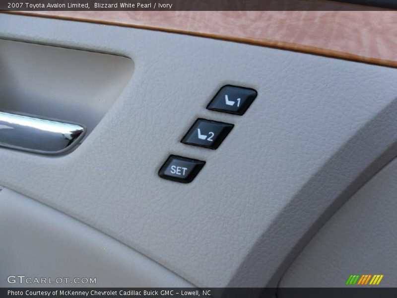 Blizzard White Pearl / Ivory 2007 Toyota Avalon Limited