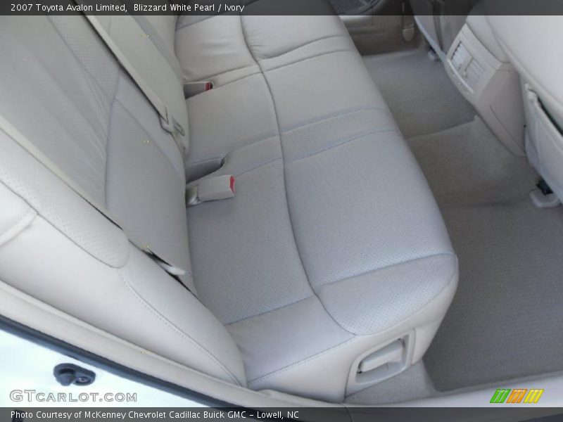 Blizzard White Pearl / Ivory 2007 Toyota Avalon Limited
